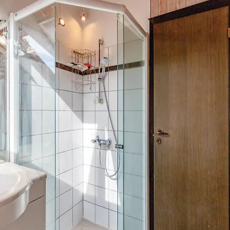 Three-bedroom Holiday In Sjallands Odde *
