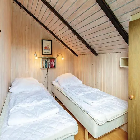 펜션 Three-bedroom Holiday In Sjallands Odde Yderby